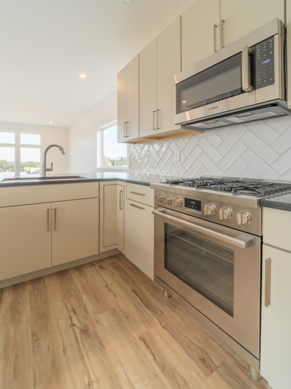 428 Penn Ave #2 - Photo 6 of 28