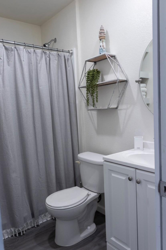 2114 54th St - Photo 7 of 12