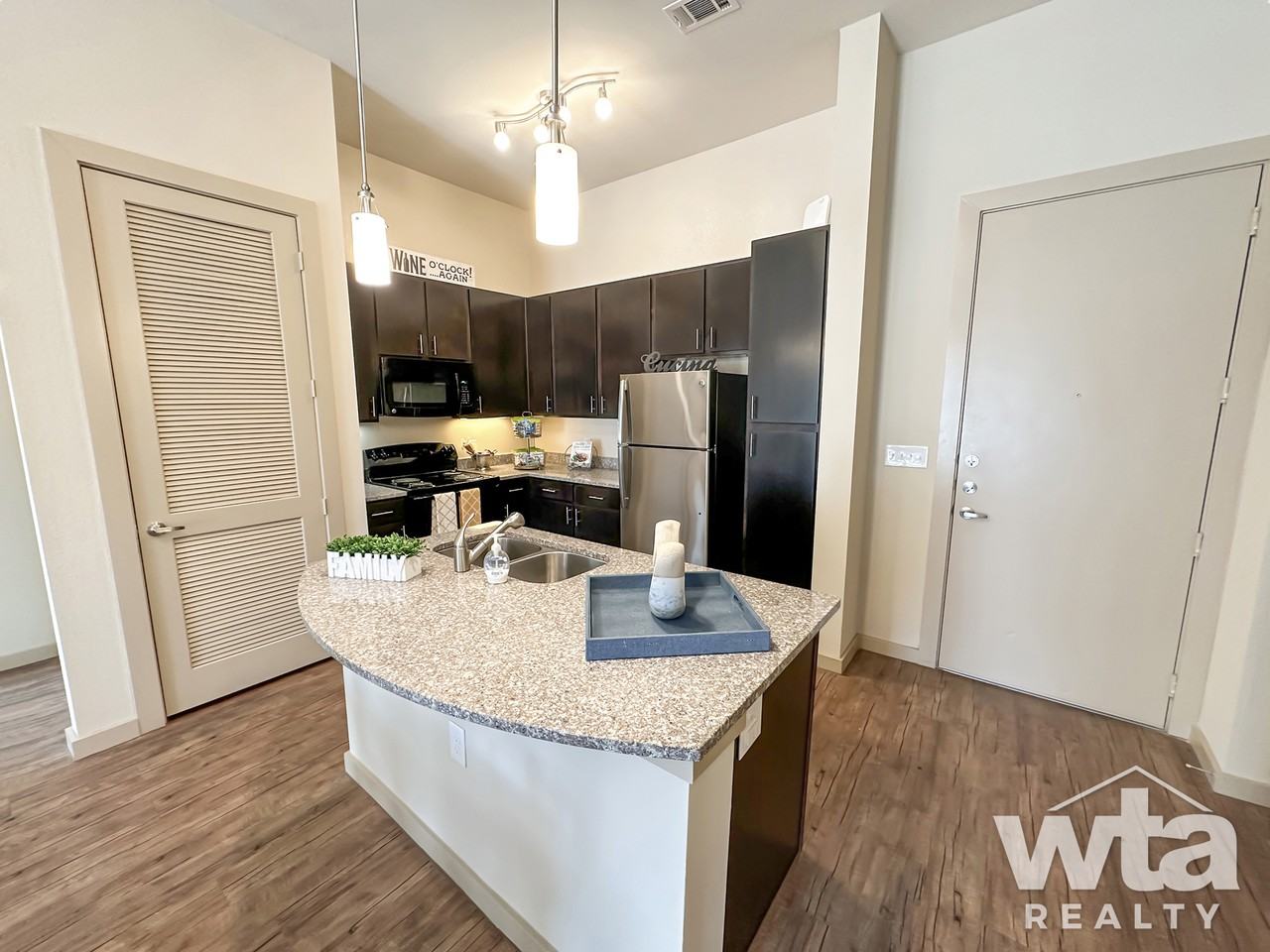 5114 MEDICAL DRIVE - Photo 3 of 40