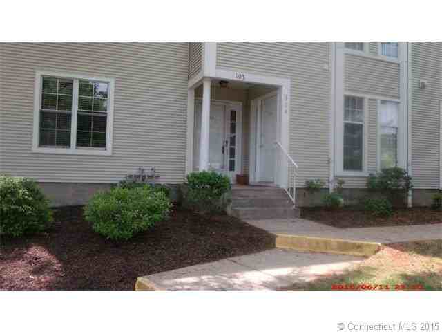 103 Country Club Ct #103 - Photo 3 of 26