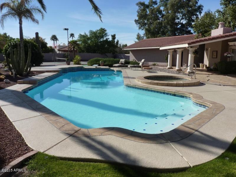 13370 N 76th St - Photo 3 of 19