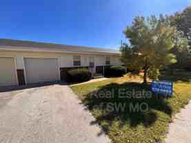 627 W Meadowview Dr #3 - Photo 1 of 1