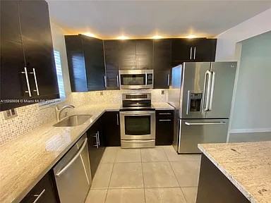 Isles of Boca Dunes - Photo 2 of 21