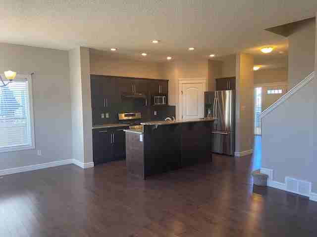 16806 40 Street NW - Photo 3 of 20