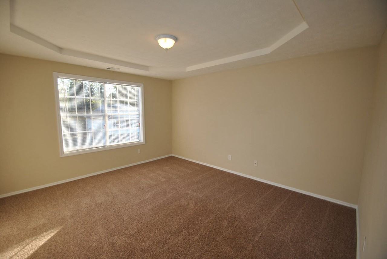 2450 Northmill Ln - Photo 2 of 11