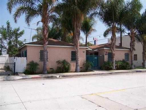 27 W Market St - Photo 3 of 4