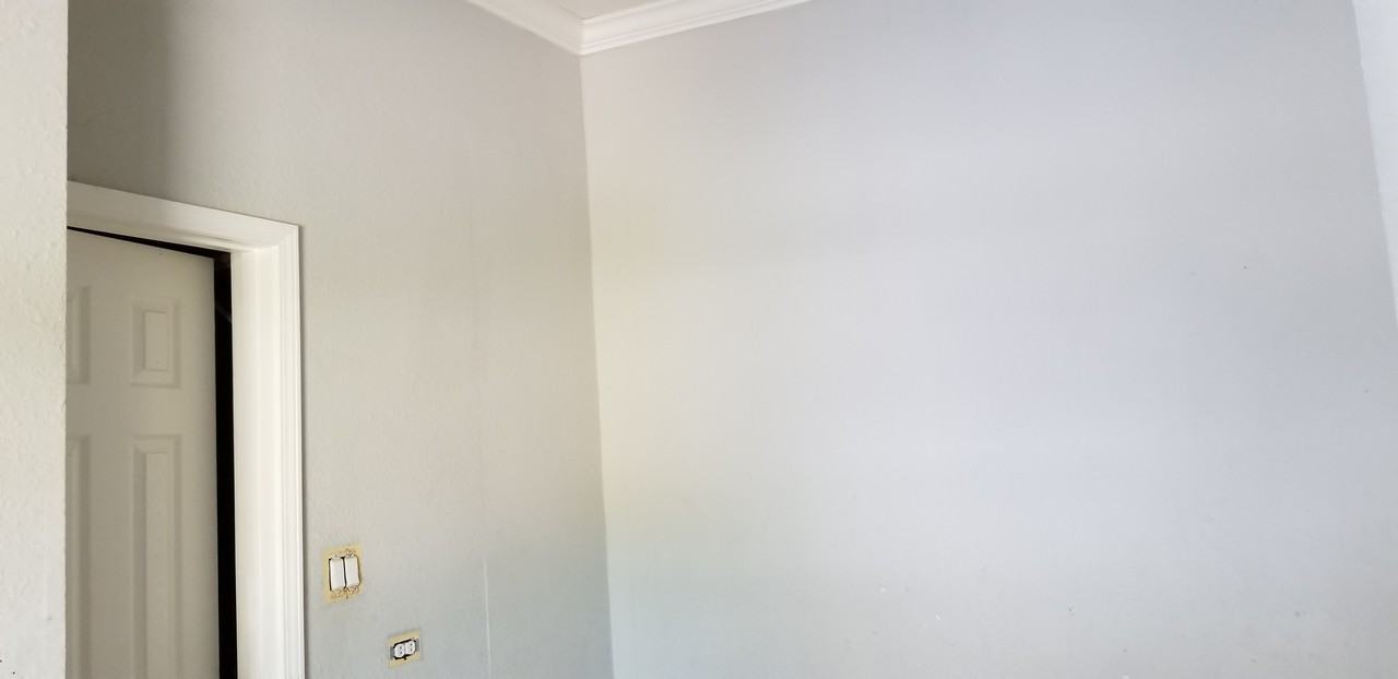 140 N 17th St - Photo 2 of 5