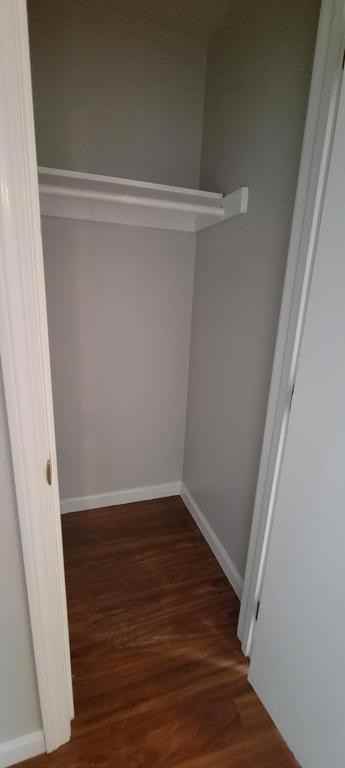 122 Plain Street - Photo 5 of 9