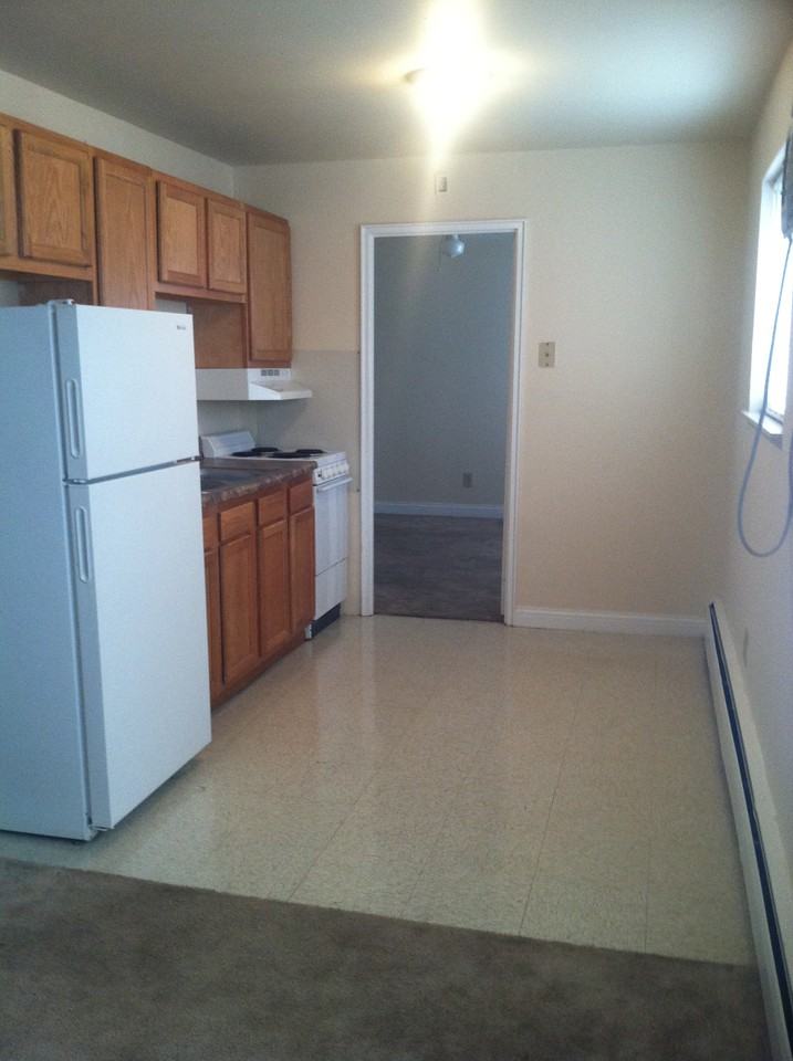 2216 Lawn Ave #03 - Photo 2 of 3