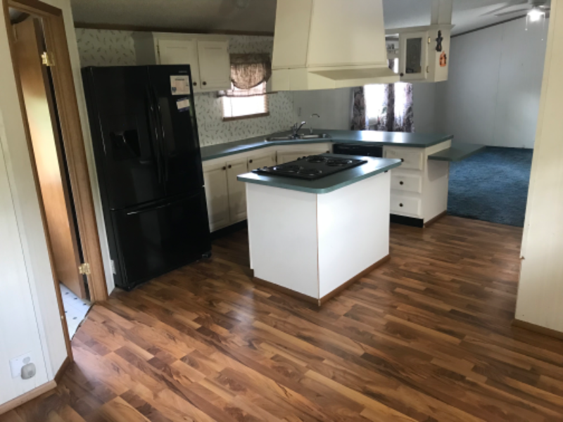 279 Sadie Ln - Photo 2 of 16