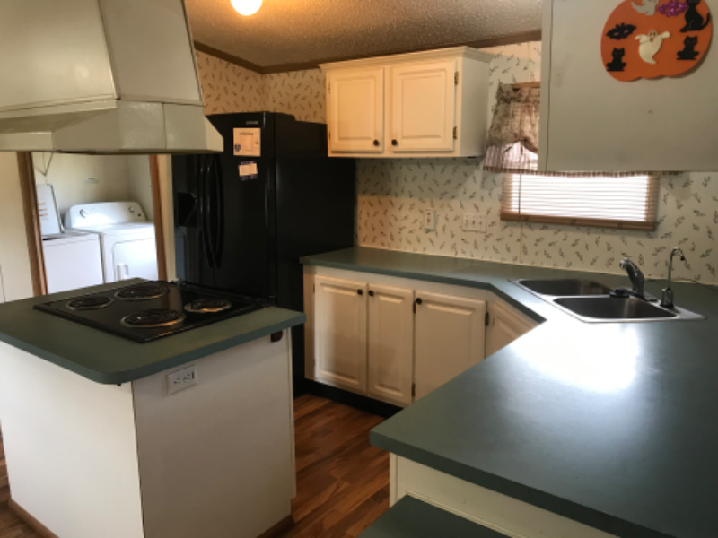 279 Sadie Ln - Photo 3 of 16