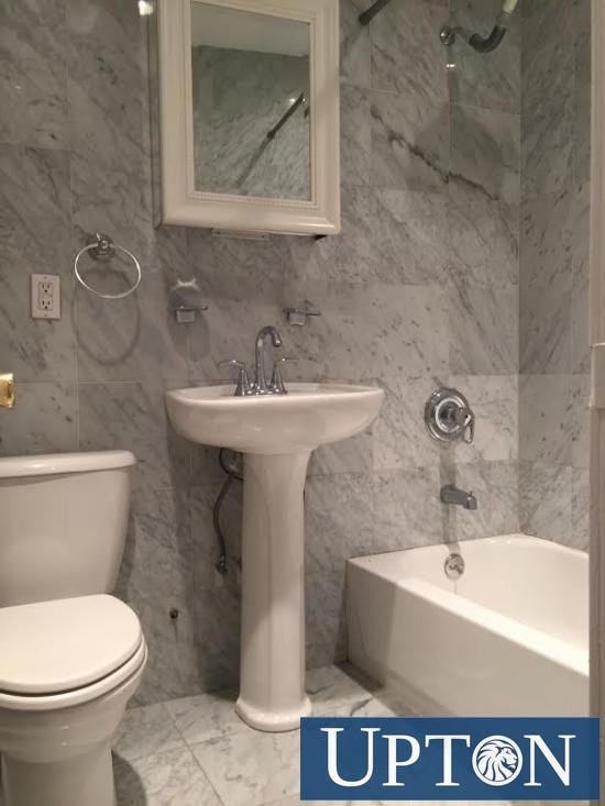 210 E 16th St - Photo 3 of 4