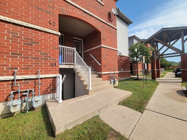 239 Ferndale Drive South - Photo 2 of 5