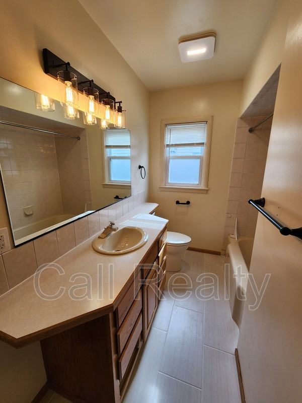 4103 S Garfield St - Photo 7 of 18