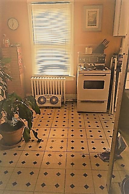 198 Howard Park Avenue #3 - Photo 3 of 14