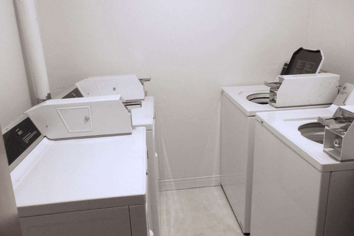 Chateau Heights - Photo 3 of 6