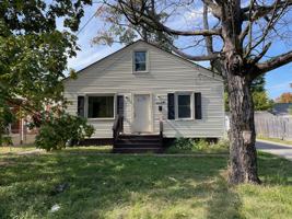 featured image of 4104 La Salle Ave #1