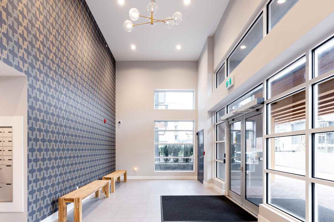 1892 Starling Drive - Photo 2 of 26