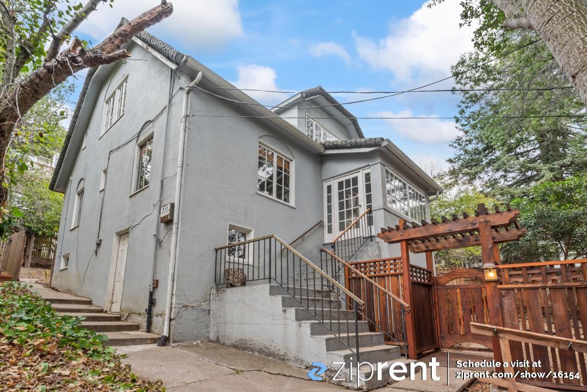 154 Duncan Way - Photo 2 of 20