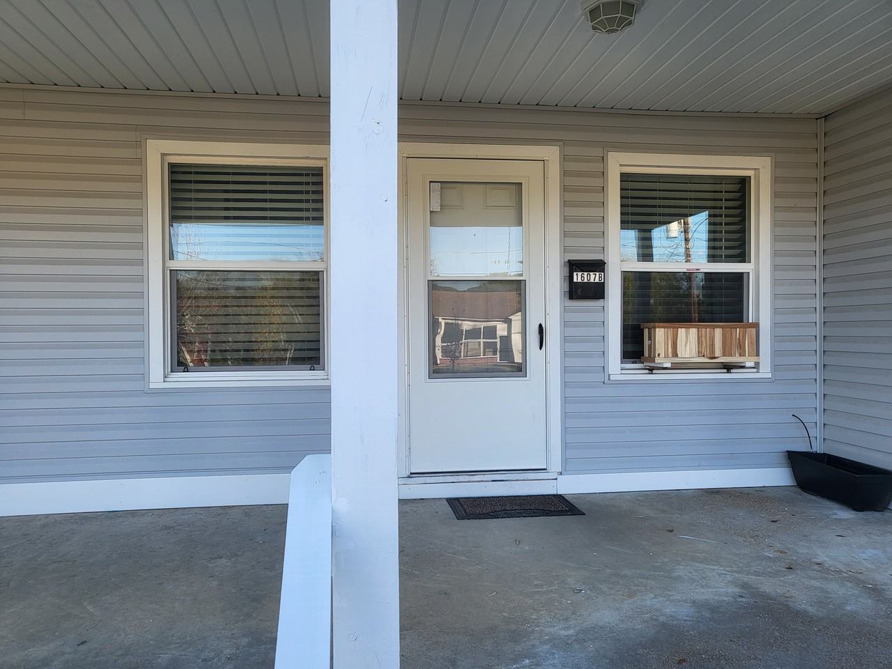 1607 Clayton Ave #B - Photo 2 of 13