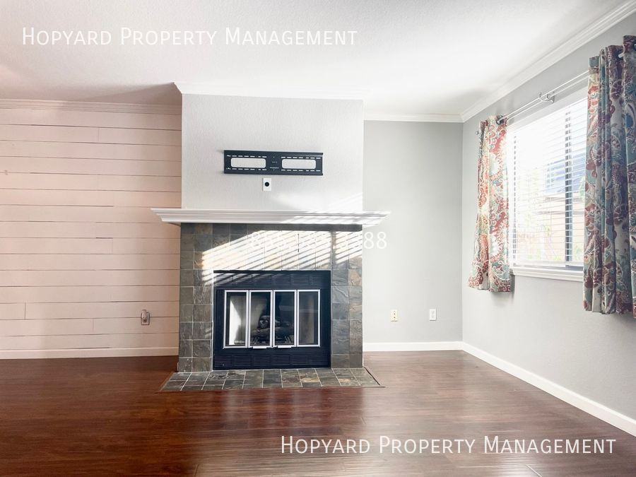 1334 De Loach Ct - Photo 3 of 14