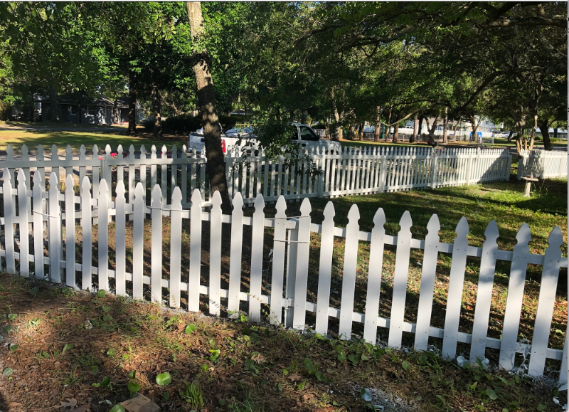 709 Collins St - Photo 2 of 14