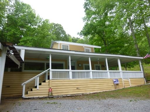 4840 Candy Mountain Rd - Photo 2 of 21