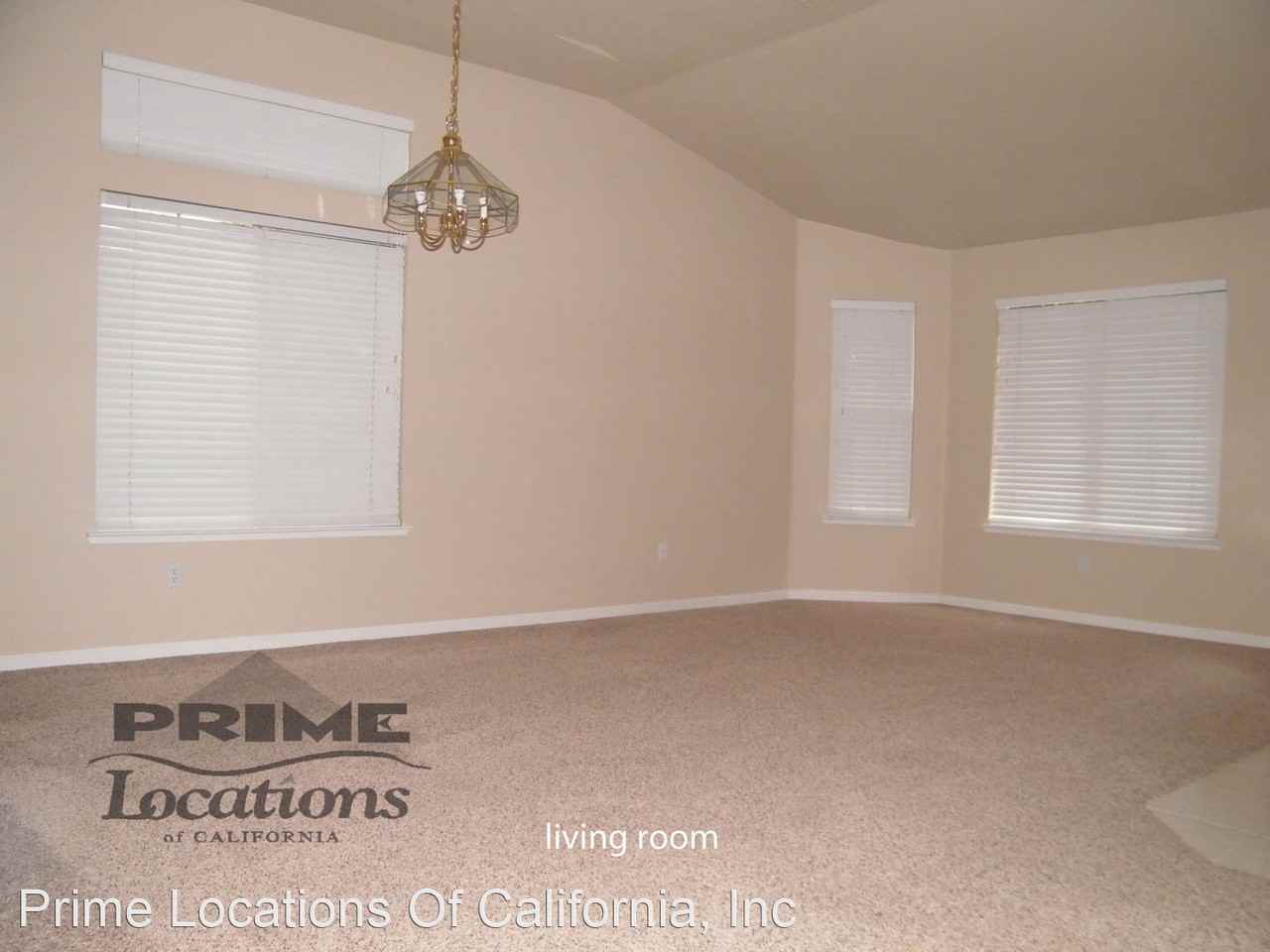 3347 Chapelle Dr - Photo 2 of 8