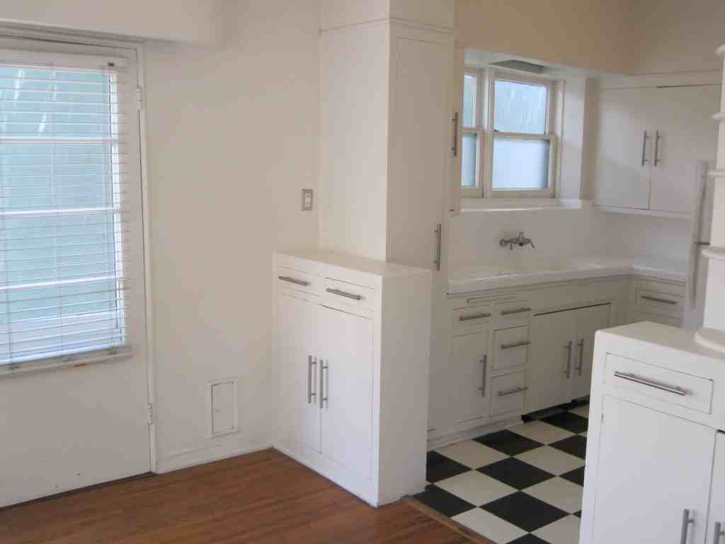 312 S Crescent Heights Blvd - Photo 3 of 40