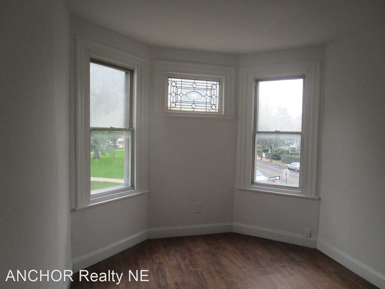 851 S 57th St - Photo 2 of 30