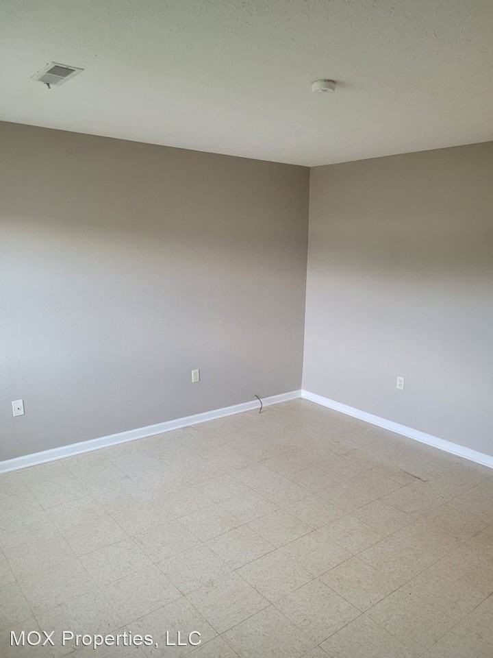 3942 Charleston Rd. - Photo 2 of 7