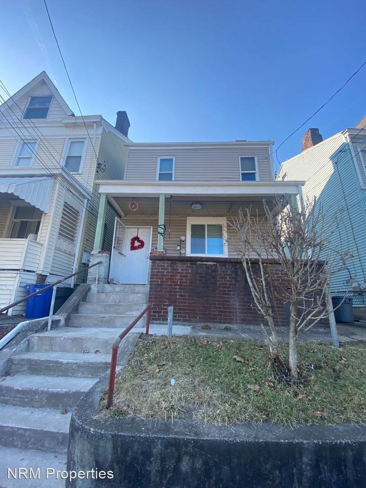 3319 Parkview Ave - Photo 2 of 22