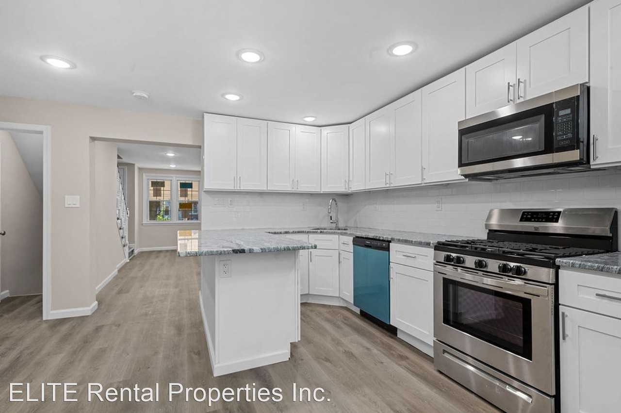 1009 Taylor Dr - Photo 2 of 21
