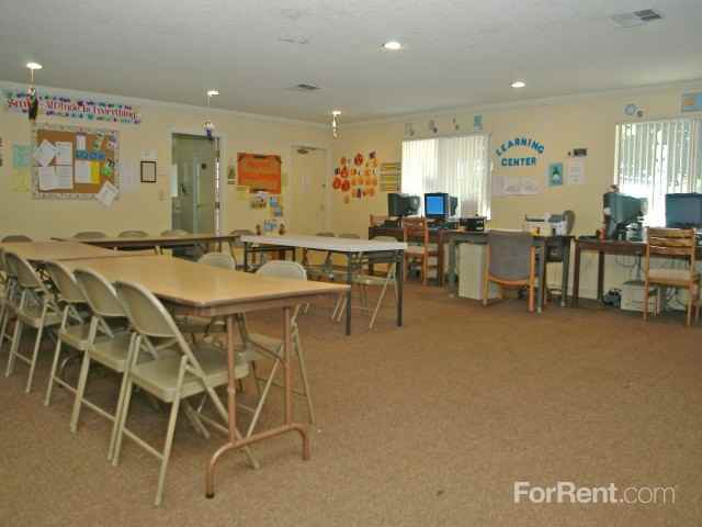 Mission Terracina - Photo 3 of 21