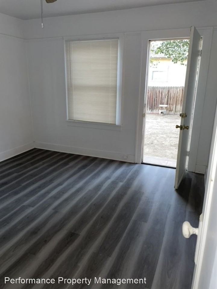 1930 16th Street - Photo 3 of 12
