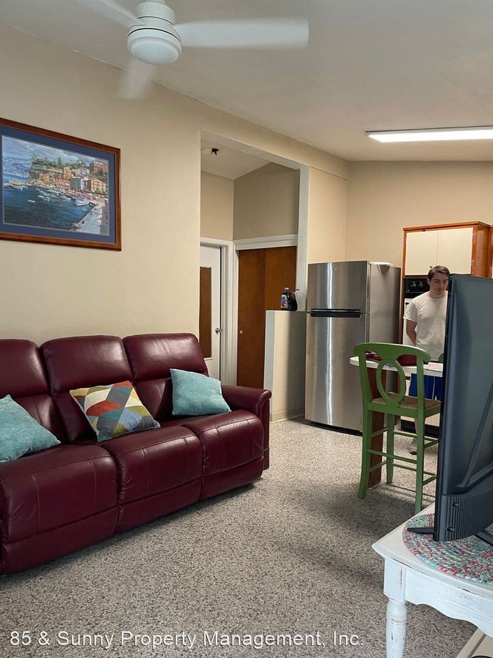 2123 Highland Ave - Photo 3 of 11