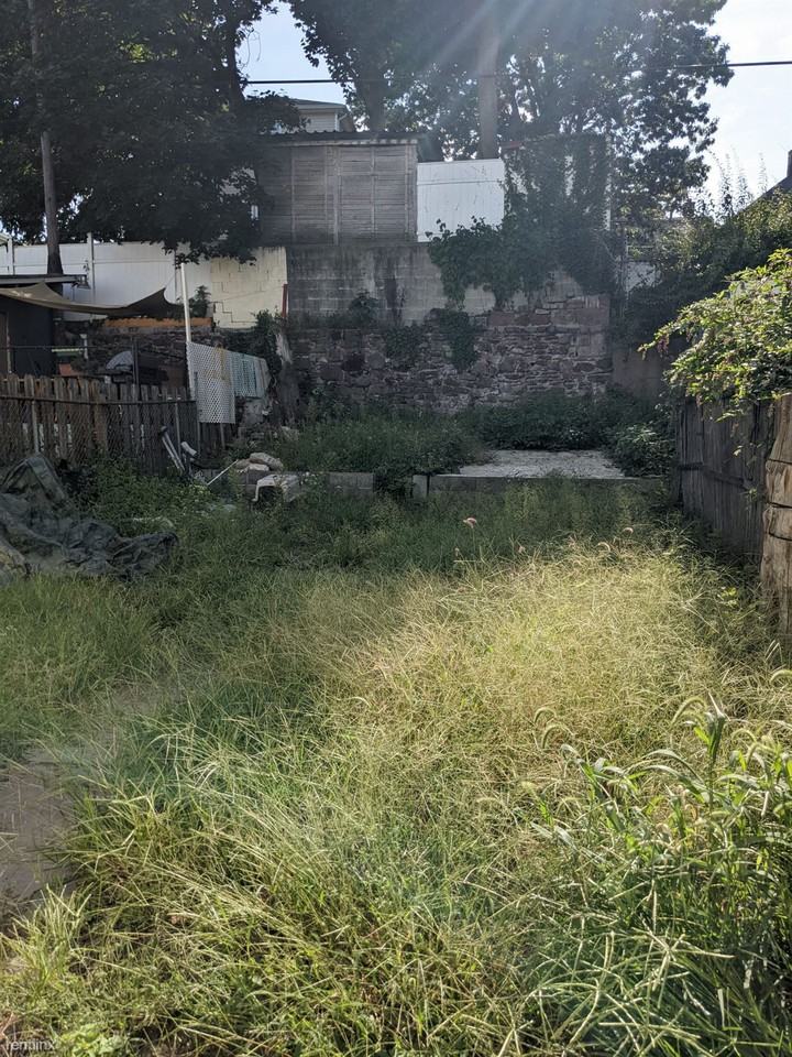 48 Elliott St - Photo 2 of 10