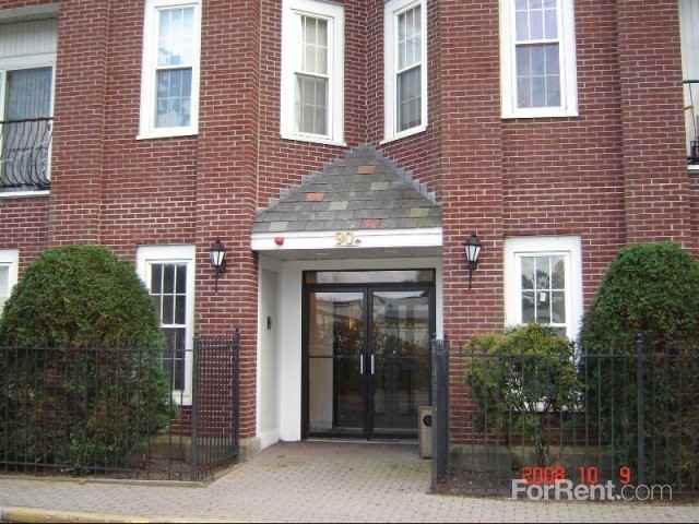 Townhouse Apartments - Photo 2 of 10