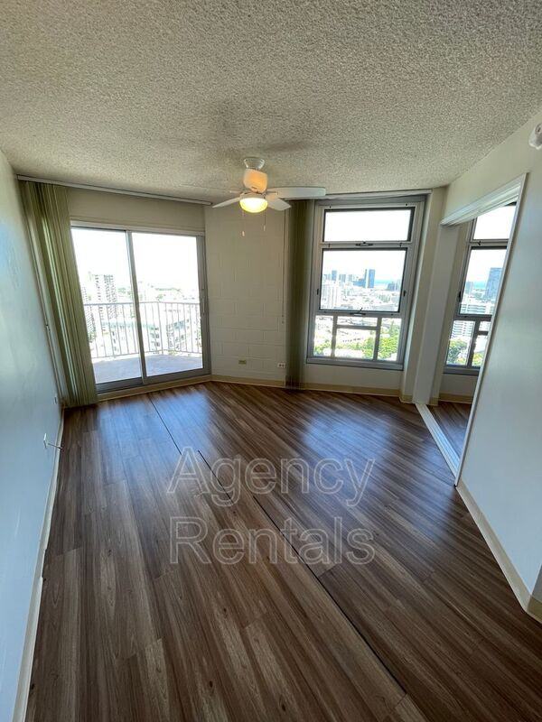 1031 Maunaihi Pl - Photo 4 of 12