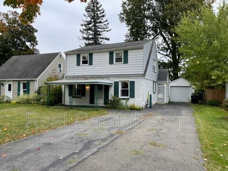 89 Koenig Rd - Photo 3 of 39