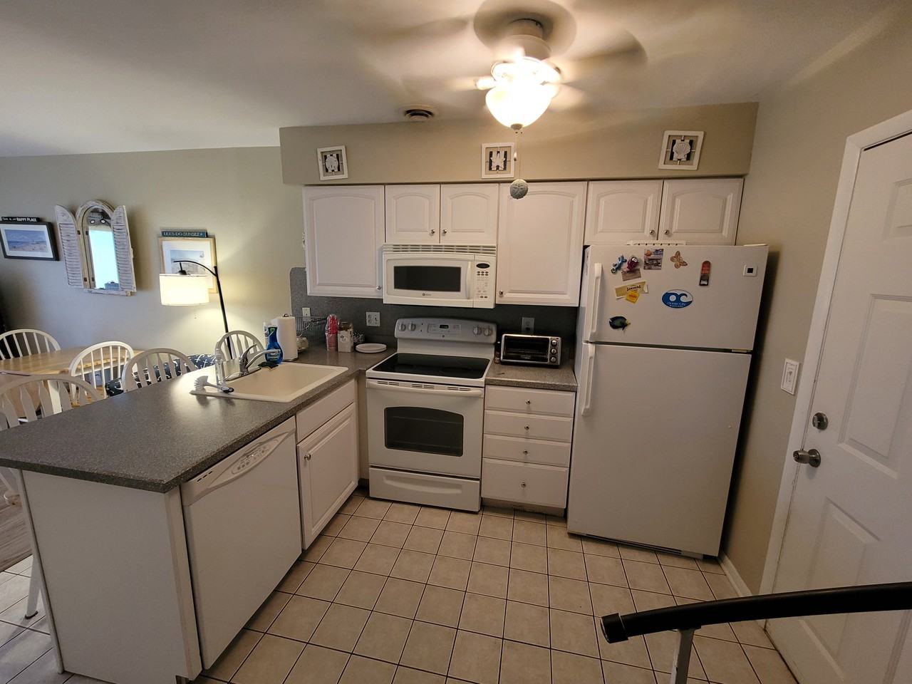 105 123rd St #337 - Photo 2 of 15