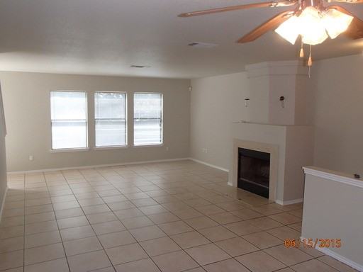 3071 Hill St - Photo 2 of 12