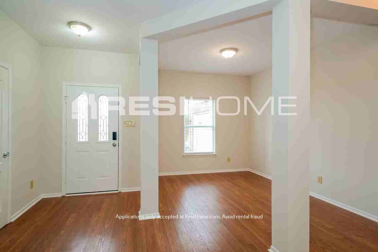 13372 N Badger Grove Dr - Photo 3 of 18