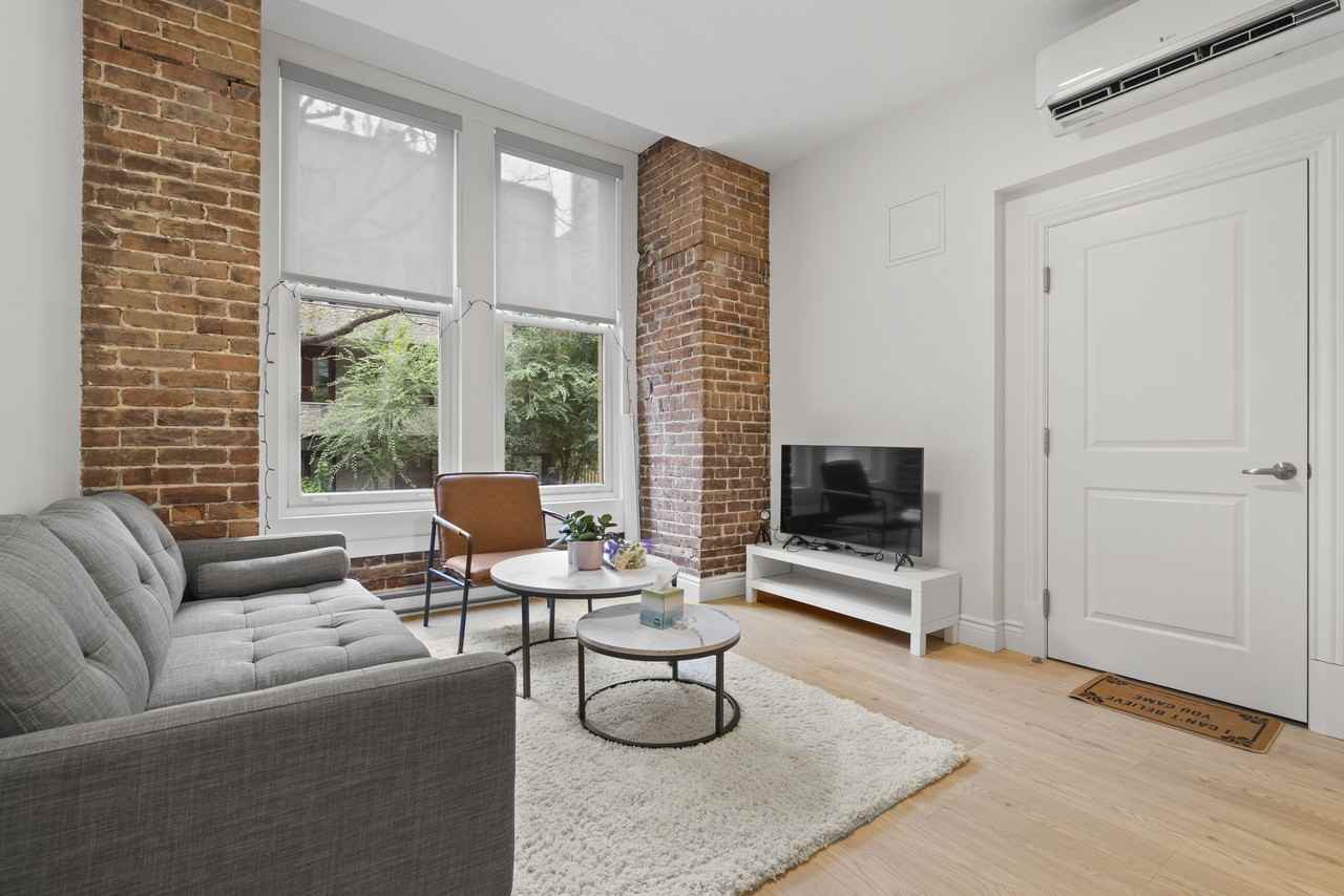 Apartments Pierce @Concordia - Photo 3 of 34