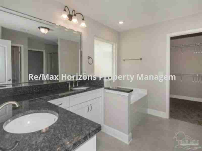 5746 Dunridge Dr - Photo 7 of 10