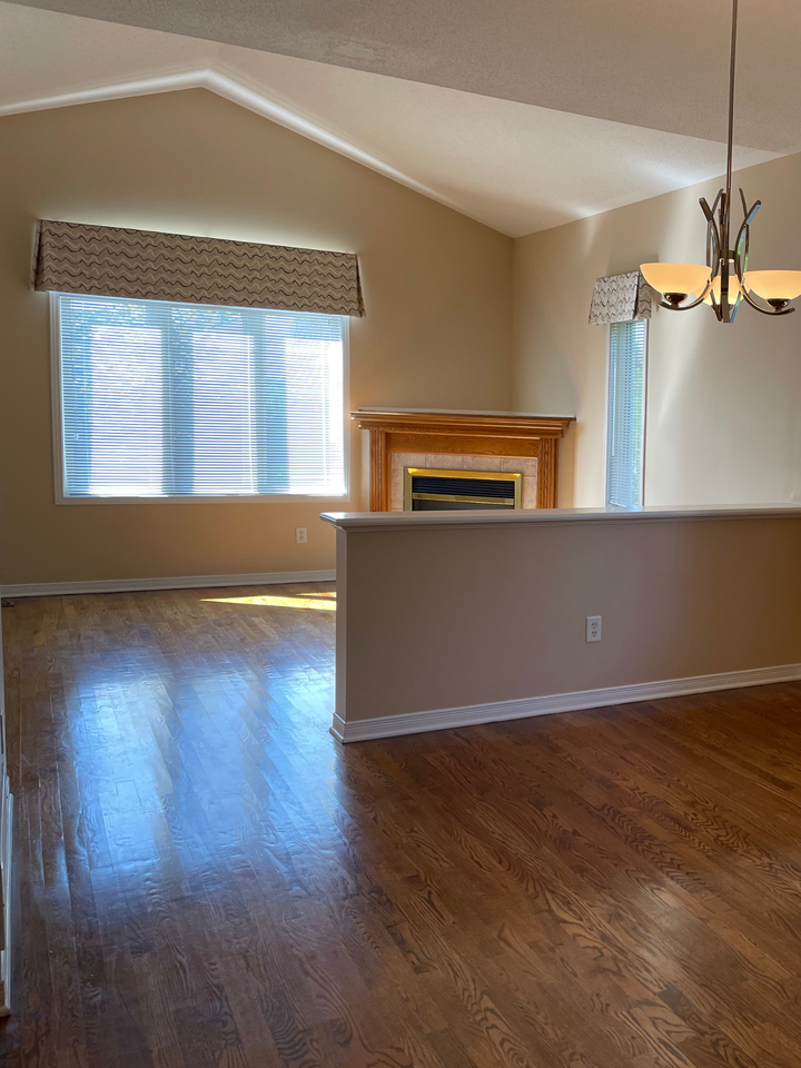 84 Kinmount Private - Photo 2 of 10