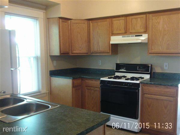 3121 Fenner St - Photo 2 of 4