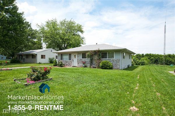 8827 Bermuda Dr - Photo 3 of 17