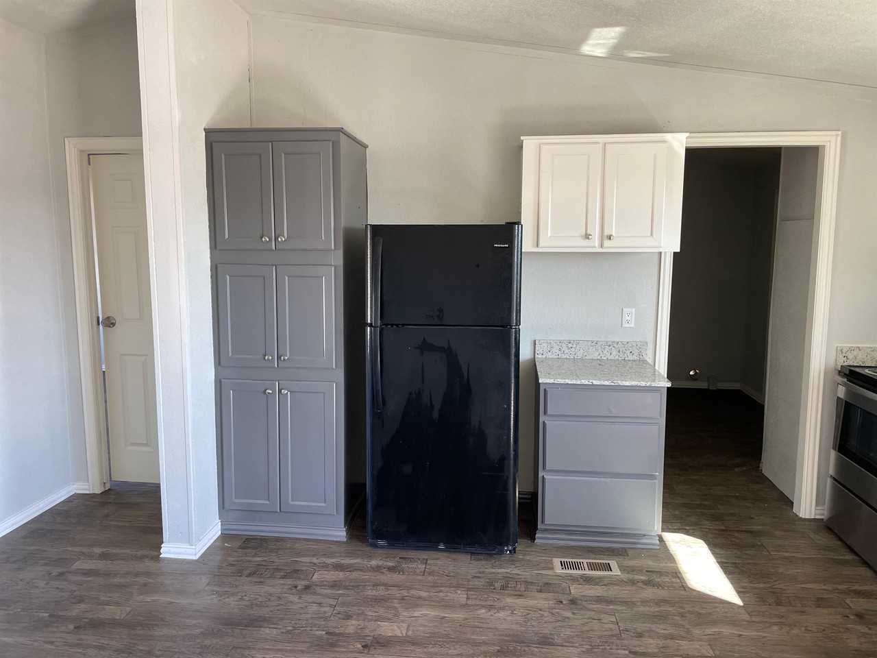 113 Sparrow Dr #1 - Photo 5 of 10
