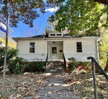 featured image of 82 Hanover St #1